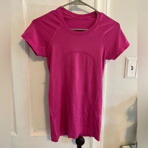 Lululemon Swiftly Tech Short Sleeve 2.0